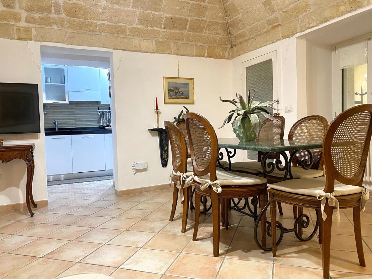 La Dimora Del Mercante - Puglia Mia Apartments Monopoli Exterior photo